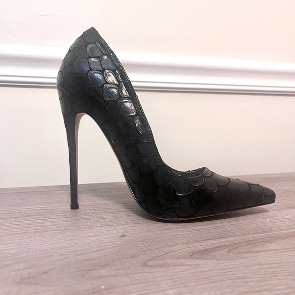 Textured Stiletto Pumps